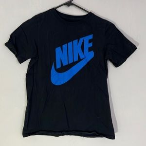 Boys Large Nike T-Shirt